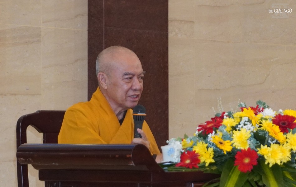 Hòa thượng Thích Nhật Hỷ thuyết giảng