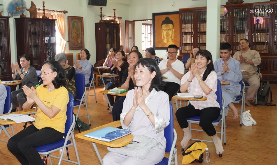 Niềm hoan hỷ khi được tham dự lớp học Niềm hoan hỷ khi được tham dự lớp học