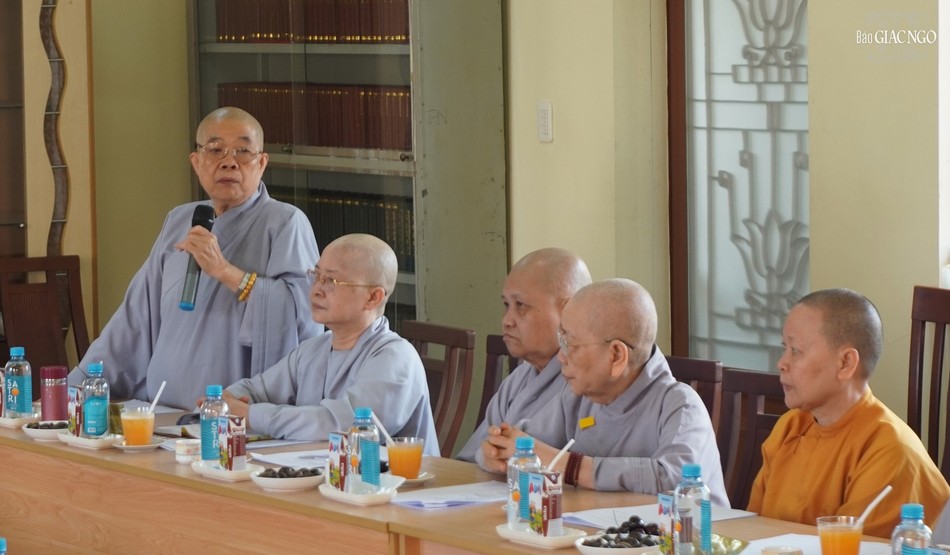 Ni trưởng Thích nữ Nhật Khương phát biểu khai mạc