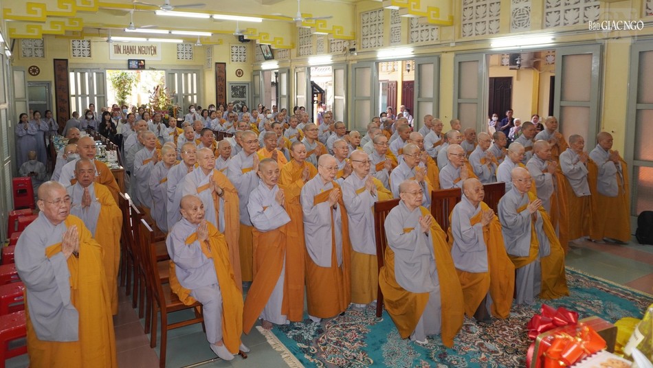 Chư Ni Phân ban Ni giới T.Ư trang nghiêm khóa lễ tưởng niệm Đức Thánh Tổ Ni Đại Ái Đạo Chư Ni Phân ban Ni giới T.Ư trang nghiêm khóa lễ tưởng niệm Đức Thánh Tổ Ni Đại Ái Đạo