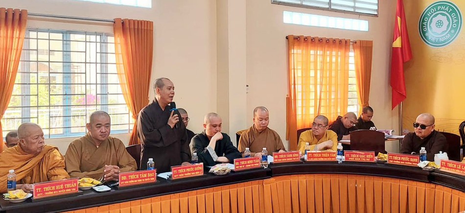 Phiên họp diễn ra tại chùa Giác Thiên - Văn phòng Ban Trị sự GHPGVN tỉnh Vĩnh Long