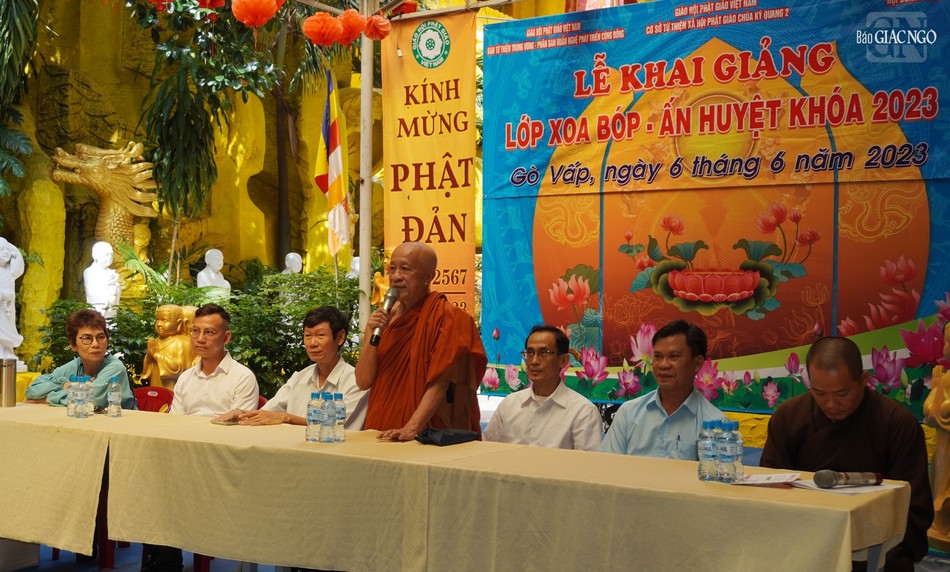 Hòa thượng Thích Thiện Chiếu phát biểu khai mạc Hòa thượng Thích Thiện Chiếu phát biểu khai mạc