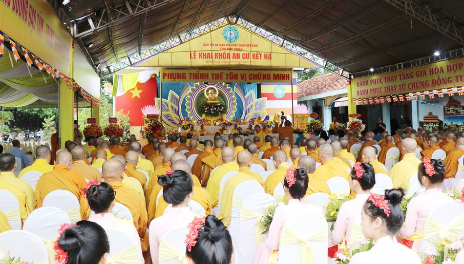 Lễ tổng khai hạ diễn ra tại Tòng Lâm Vạn Thiện Lễ tổng khai hạ diễn ra tại Tòng Lâm Vạn Thiện