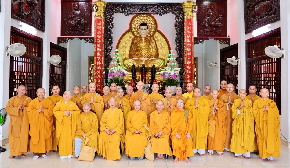 Lưu niệm tại tu viện Tường Vân