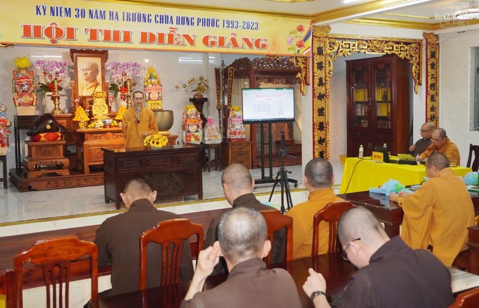 Đại đức Thích Nguyên Giác diễn giảng chủ đề Tam Pháp ấn Đại đức Thích Nguyên Giác diễn giảng chủ đề Tam Pháp ấn