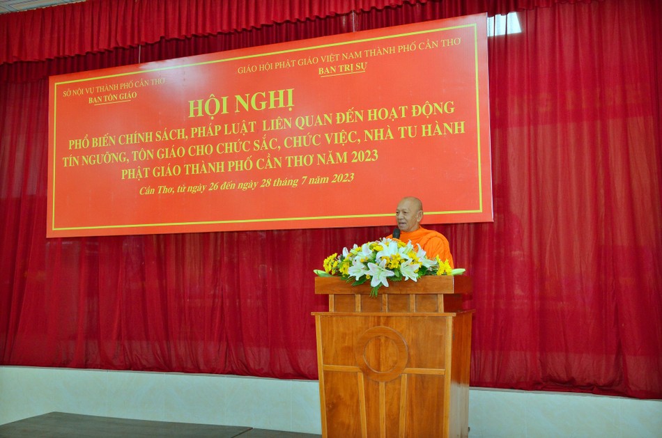 Hòa thượng Đào Như, Phó Chủ tịch Hội đồng Trị sự, Trưởng ban Trị sự GHPGVN TP.Cần Thơ phát biểu khai mạc Hòa thượng Đào Như, Phó Chủ tịch Hội đồng Trị sự, Trưởng ban Trị sự GHPGVN TP.Cần Thơ phát biểu khai mạc