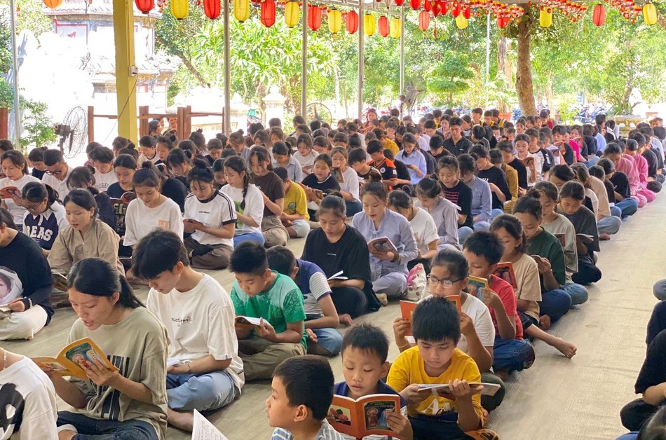 Tụng kinh Vu lan Tụng kinh Vu lan