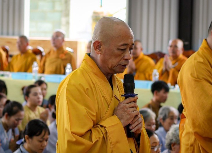 Thượng tọa Thích An Thường, Hóa chủ trường hạ chùa Pháp Thành đại diện tác bạch cúng dường Thượng tọa Thích An Thường, Hóa chủ trường hạ chùa Pháp Thành đại diện tác bạch cúng dường