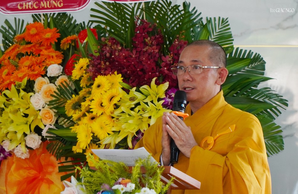 Thượng tọa Thích Tịnh Tâm báo cáo tổng kết khóa an cư lần thứ 37 của Phật giáo H.Củ Chi Thượng tọa Thích Tịnh Tâm báo cáo tổng kết khóa an cư lần thứ 37 của Phật giáo H.Củ Chi