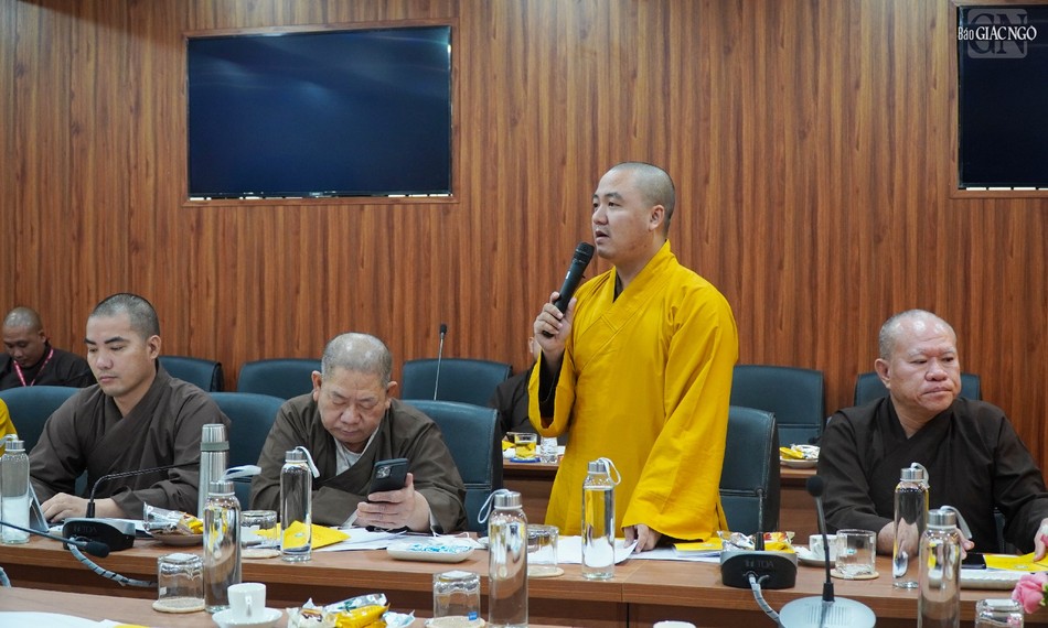 Đại đức Thích Giác Giáo, trợ lý Văn phòng I Ban Pháp chế T.Ư