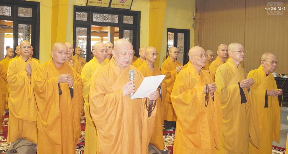 Hòa thượng Thích Lệ Trang, Trưởng ban Trị sự GHPGVN TP.HCM sám chủ khóa lễ Hòa thượng Thích Lệ Trang, Trưởng ban Trị sự GHPGVN TP.HCM sám chủ khóa lễ