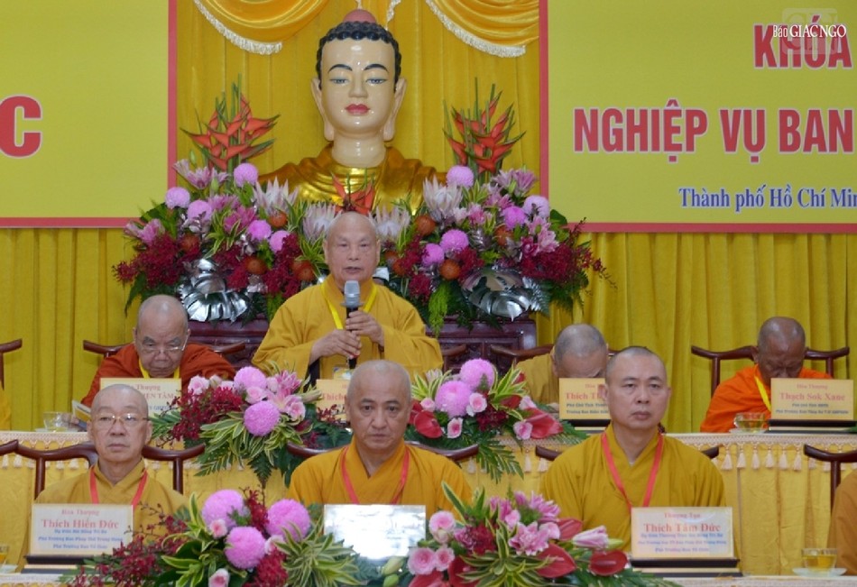 Hòa thượng Thích Thiện Nhơn ban đạo từ chứng minh Hòa thượng Thích Thiện Nhơn ban đạo từ chứng minh