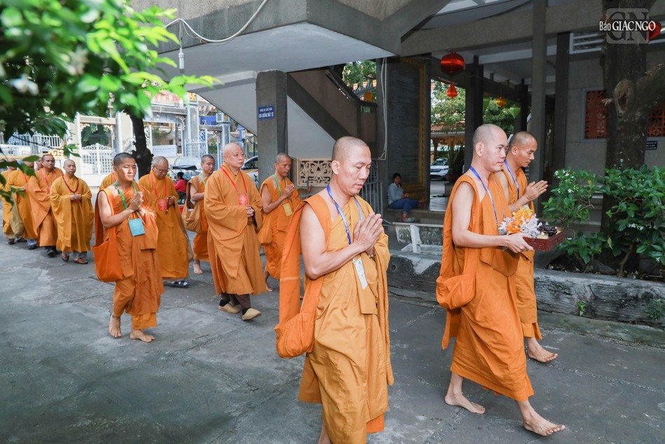 Cung thỉnh chư tôn đức Ban Kiến đàn Đại giới đàn Bửu Huệ