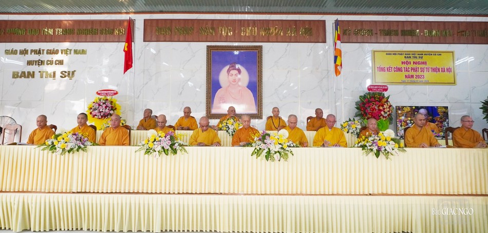 Chư tôn đức chứng minh, tham dự hội nghị tổng kết hoạt động Phật sự của GHPGVN H.Củ Chi Chư tôn đức chứng minh, tham dự hội nghị tổng kết hoạt động Phật sự của GHPGVN H.Củ Chi