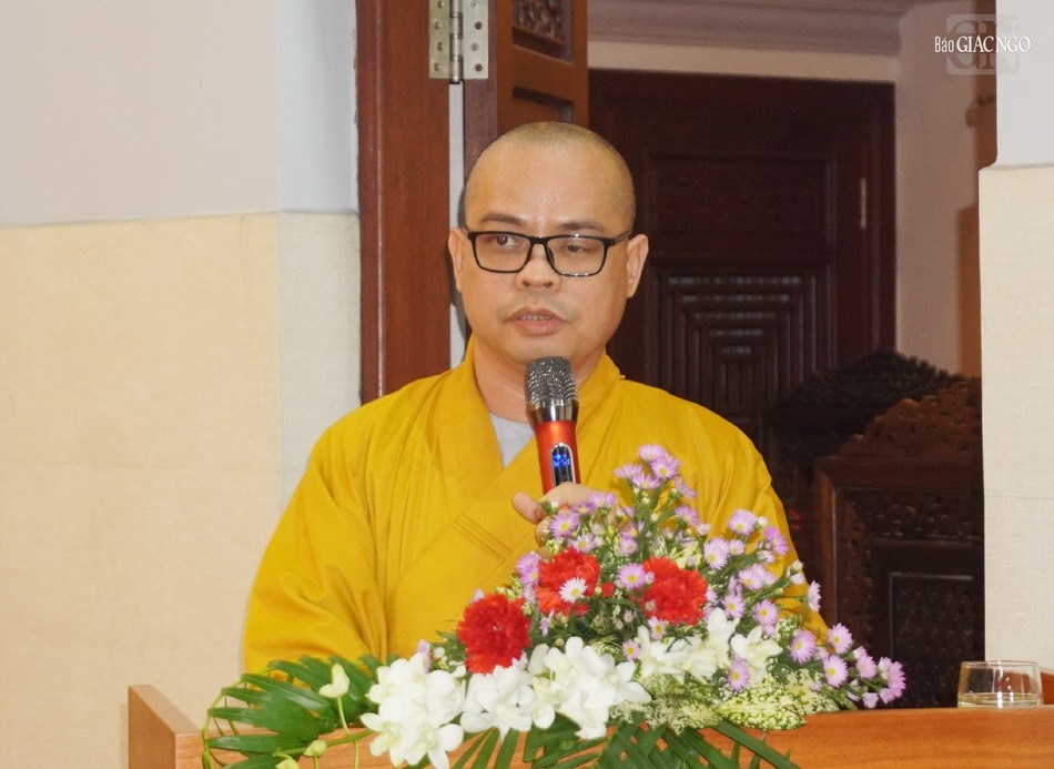 Đại đức Thích Thiện Châu, Phó Văn phòng Ban Trị sự GHPGVN TP.HCM công bố quyết định tặng Bằng tuyên dương công đức và công đức của Ban Trị sự GHPGVN TP.HCM Đại đức Thích Thiện Châu, Phó Văn phòng Ban Trị sự GHPGVN TP.HCM công bố quyết định tặng Bằng tuyên dương công đức và công đức của Ban Trị sự GHPGVN TP.HCM