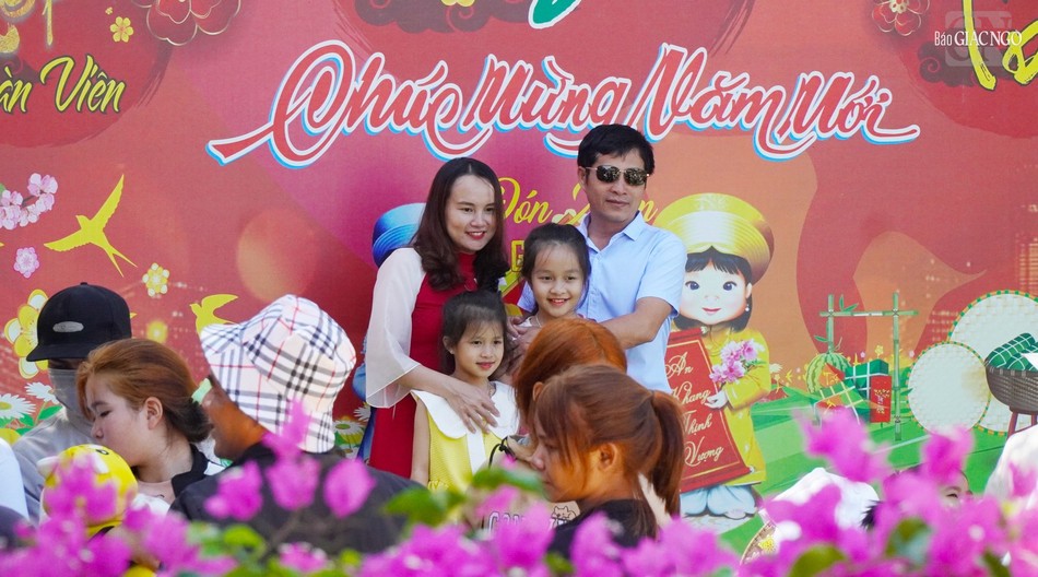 Chúc mừng năm mới Giáp Thìn Chúc mừng năm mới Giáp Thìn