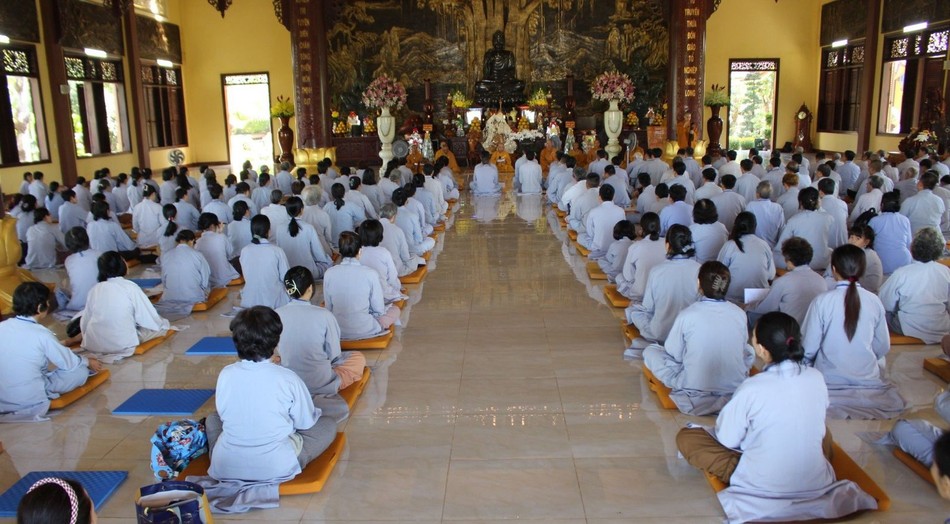 Gần 500 Phật tử tham dự khóa tu thiền đầu năm tại thiền viện Trúc Lâm Chánh Thiện (H.Hàm Tân, Bình Thuận) Gần 500 Phật tử tham dự khóa tu thiền đầu năm tại thiền viện Trúc Lâm Chánh Thiện (H.Hàm Tân, Bình Thuận)