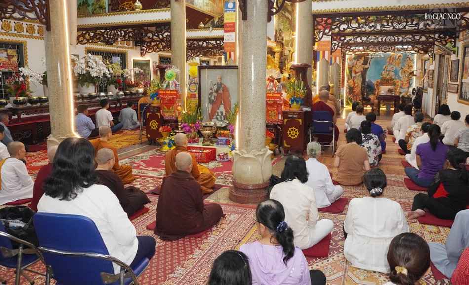 Trang nghiêm tưởng niệm húy nhật Hòa thượng Thích Linh Tâm khai sơn chùa Phổ Minh Trang nghiêm tưởng niệm húy nhật Hòa thượng Thích Linh Tâm khai sơn chùa Phổ Minh