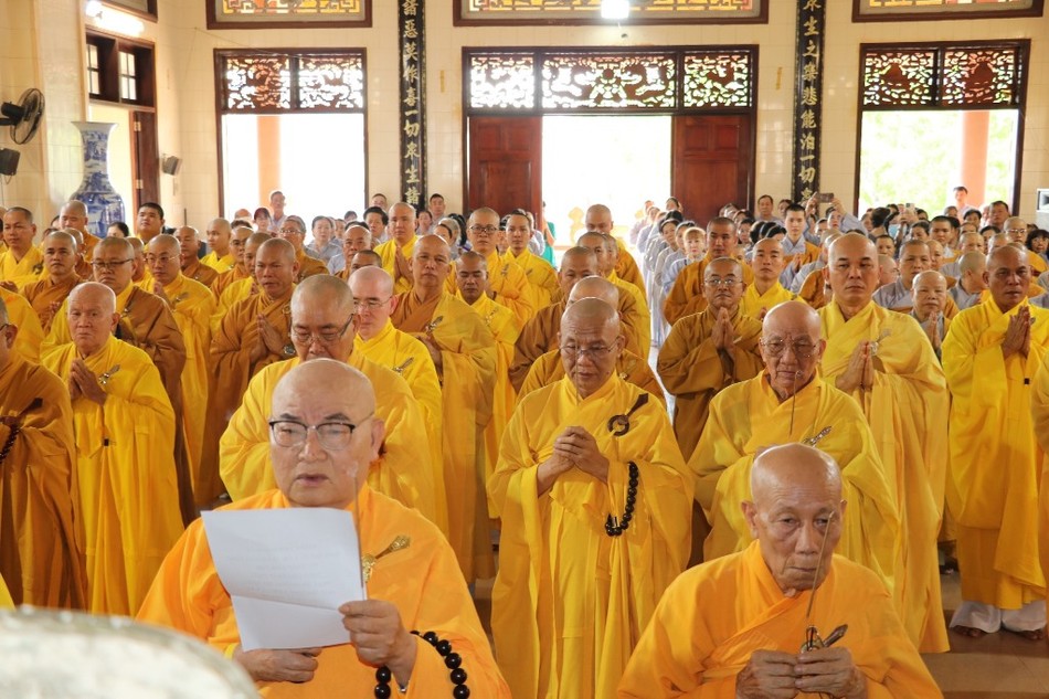 Trang nghiêm khóa lễ tưởng niệm Hòa thượng Thích Chơn Thành Trang nghiêm khóa lễ tưởng niệm Hòa thượng Thích Chơn Thành