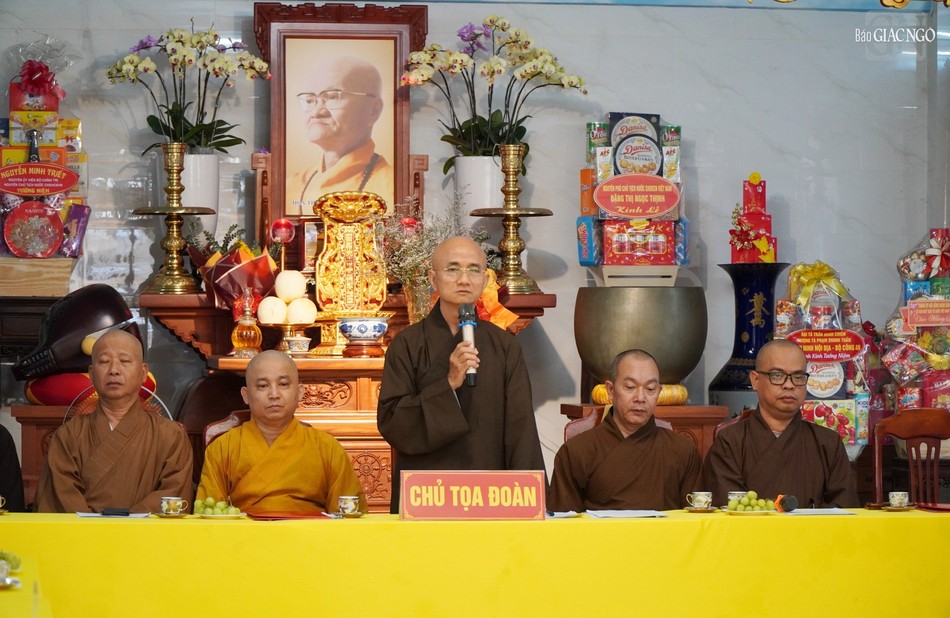 Thượng tọa Thích Thiện Quý phát biểu chỉ đạo