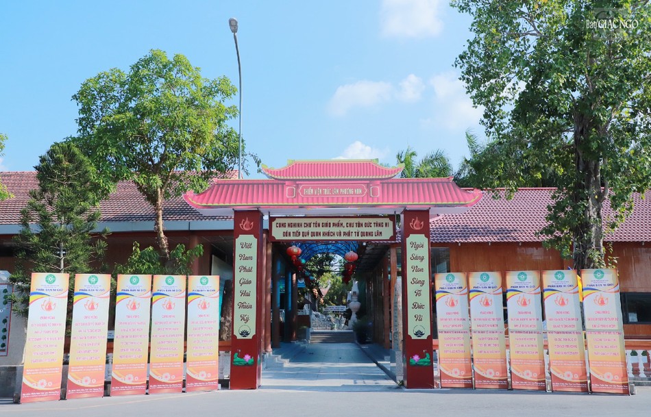 Thiền viện Trúc Lâm Phương Nam nơi diễn ra các sự kiện chính của Đại lễ tưởng niệm Đức Thánh Tổ Ni Đại Ái Đạo và chư tôn đức Ni tiền bối hữu công Phật giáo Việt Nam do Phân ban Ni giới GHPGVN TP.Cần Thơ đăng cai tổ chức