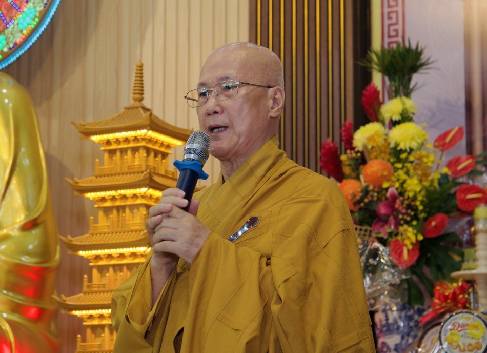 Hòa thượng Thích Chơn Không ban đạo từ chứng minh Hòa thượng Thích Chơn Không ban đạo từ chứng minh