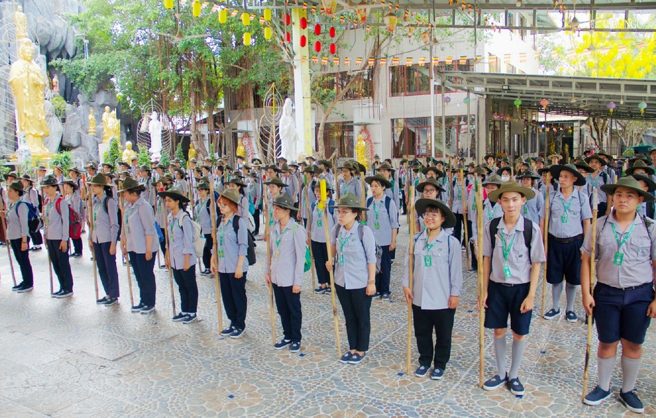 Thành phần của Gia đình Phật tử bao gồm: thanh niên, thiếu niên, đồng niên nam nữ có niềm tin Phật, tự nguyện tham gia tổ chức Gia đình Phật tử - Ảnh: Dương Bá