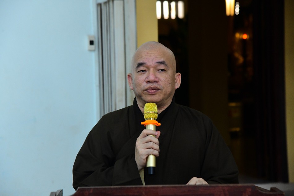 Thượng tọa Thích Nhật Thiện phát biểu khai mạc