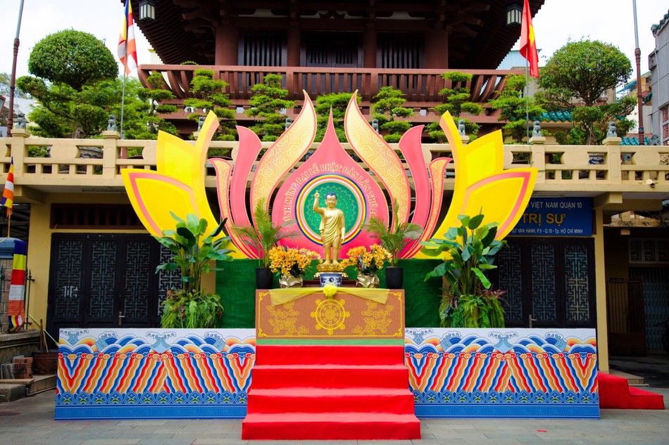 Tại chùa Ấn Quang, Q.10