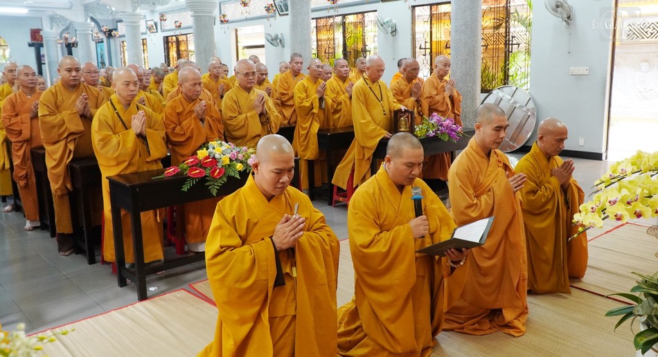 Tác bạch cung an chức sự Tác bạch cung an chức sự