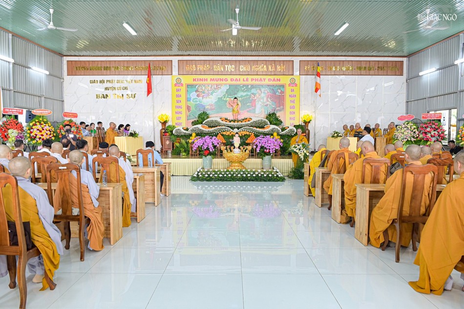 Đại lễ Phật đản diễn ra tại chùa Pháp Thành