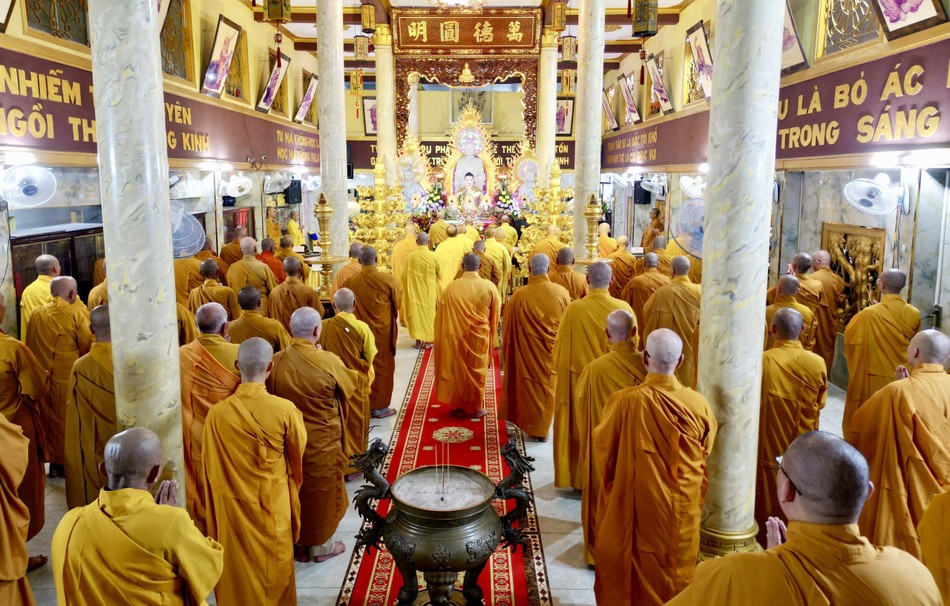 Trường hạ chùa Quảng Đức có 130 hành giả an cư - Ảnh: PT Trường hạ chùa Quảng Đức có 130 hành giả an cư - Ảnh: PT