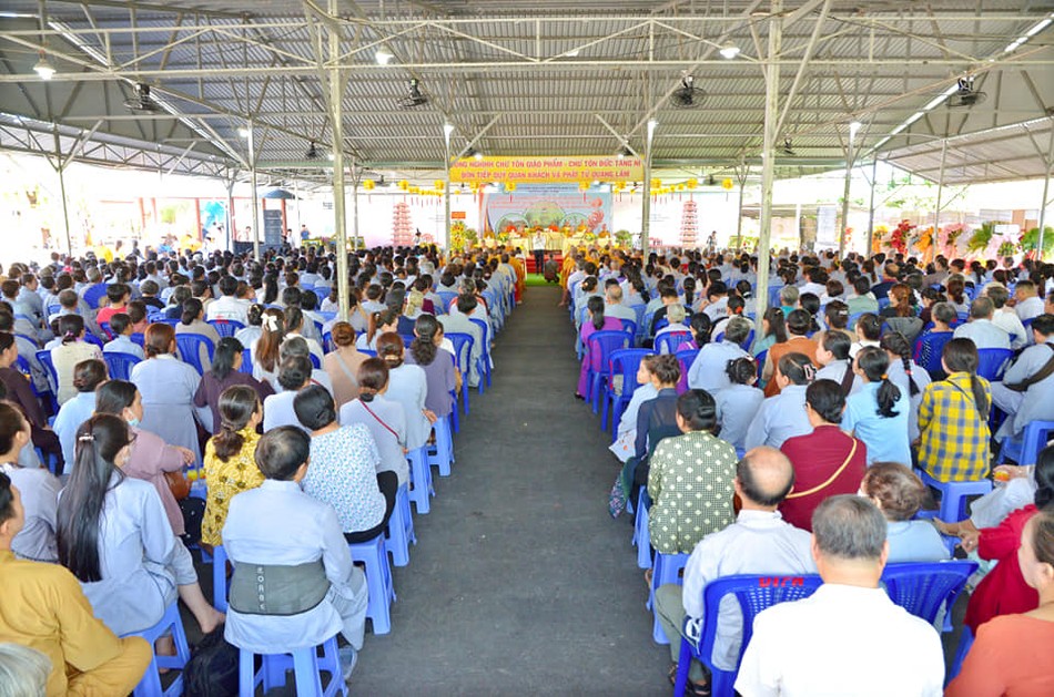 Lễ kỷ niệm 200 năm thành lập tổ đình Long Quang (TP.Cần Thơ) Lễ kỷ niệm 200 năm thành lập tổ đình Long Quang (TP.Cần Thơ)