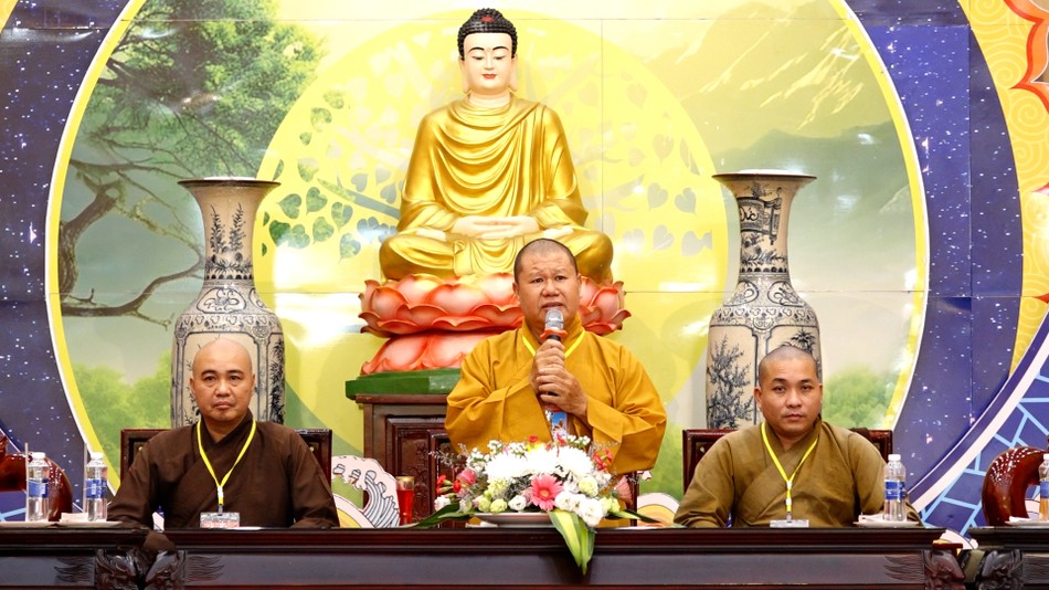 Thượng tọa Thích Thanh Lập đạo từ chứng minh