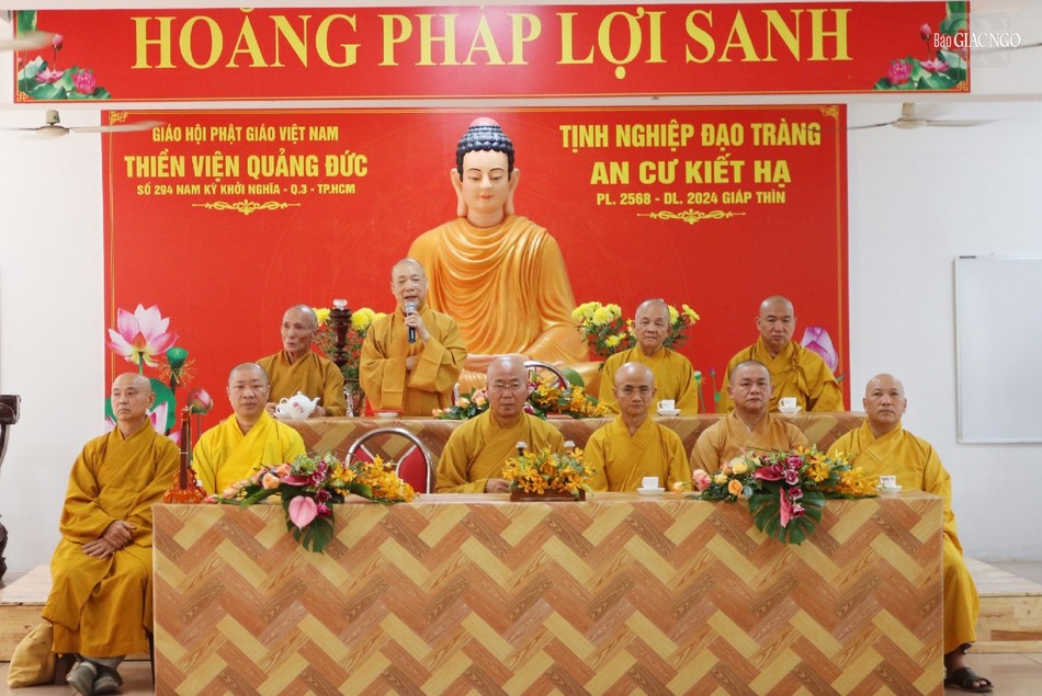 Hòa thượng Thích Bảo Nghiêm sách tấn đến hành giả an cư Hòa thượng Thích Bảo Nghiêm sách tấn đến hành giả an cư