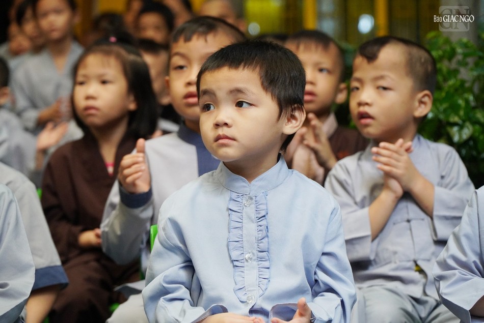 Các em mẫu giáo Các em mẫu giáo