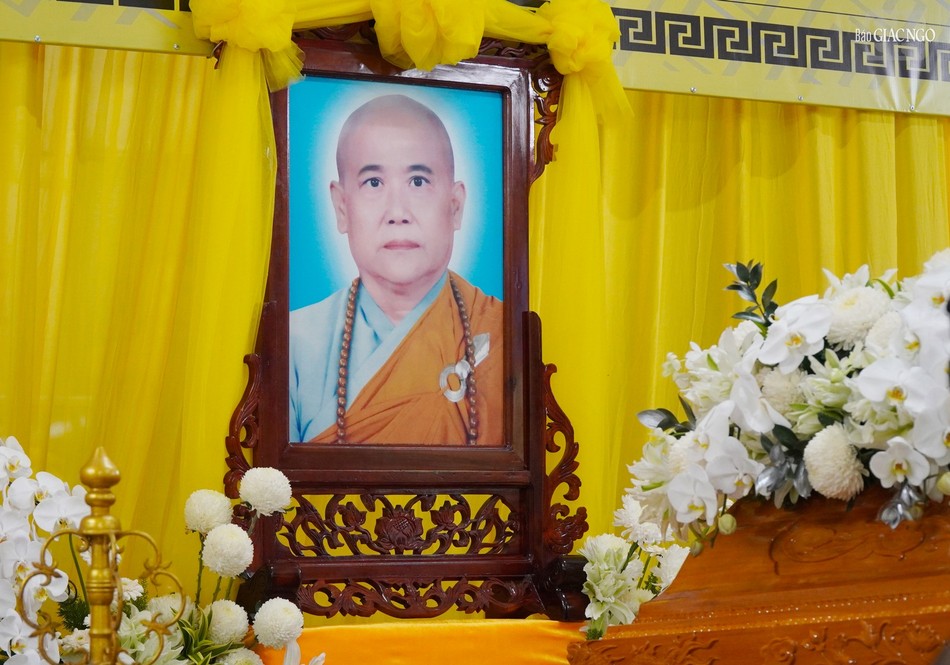 Di ảnh Ni trưởng Thích nữ Lệ Phát Di ảnh Ni trưởng Thích nữ Lệ Phát