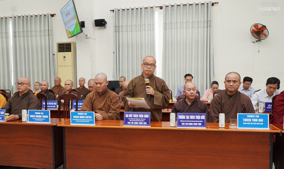 Đại đức Thích Thiện Châu, Phó Thường trực Ban Trị sự GHPGVN Q.3 phát biểu tại buổi giao lưu, trao đổi với các vị chức sắc, chức việc các tôn giáo trên địa bàn Q.3 Đại đức Thích Thiện Châu, Phó Thường trực Ban Trị sự GHPGVN Q.3 phát biểu tại buổi giao lưu, trao đổi với các vị chức sắc, chức việc các tôn giáo trên địa bàn Q.3