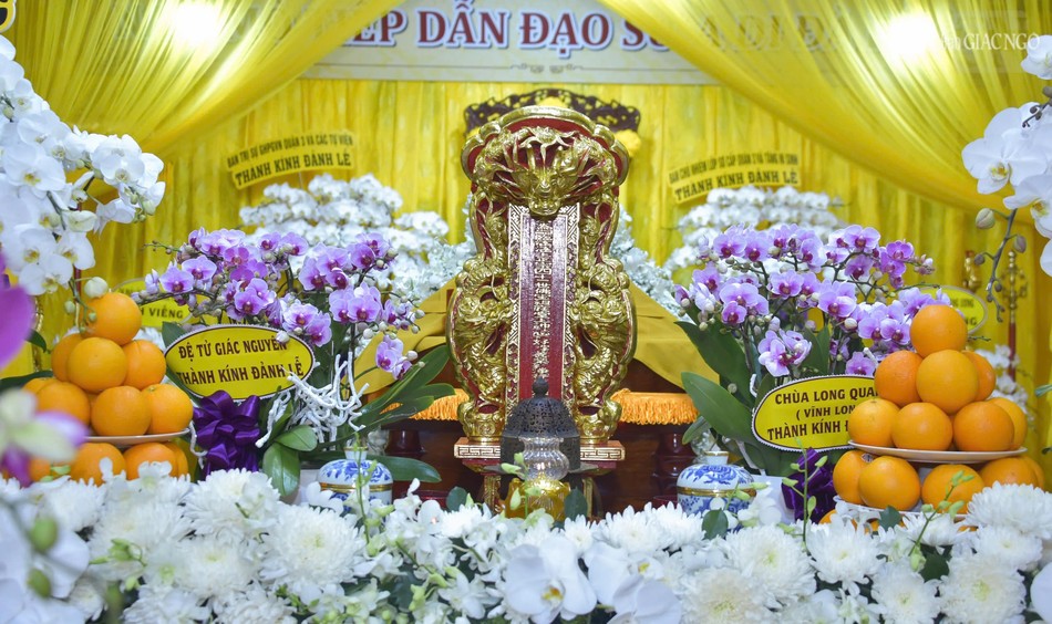 Bài vị Trưởng lão Hòa thượng Thích Tịnh Hạnh