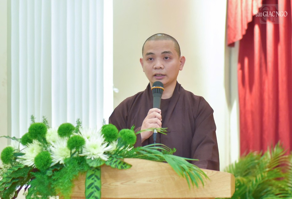 Đại đức Thích Nguyện Truyền, Phó Thư ký kiêm Chánh Văn phòng Ban Thông tin - Truyền thông TP.HCM báo cáo tóm tắt tổng kết các hoạt động trong năm 2024 Đại đức Thích Nguyện Truyền, Phó Thư ký kiêm Chánh Văn phòng Ban Thông tin - Truyền thông TP.HCM báo cáo tóm tắt tổng kết các hoạt động trong năm 2024