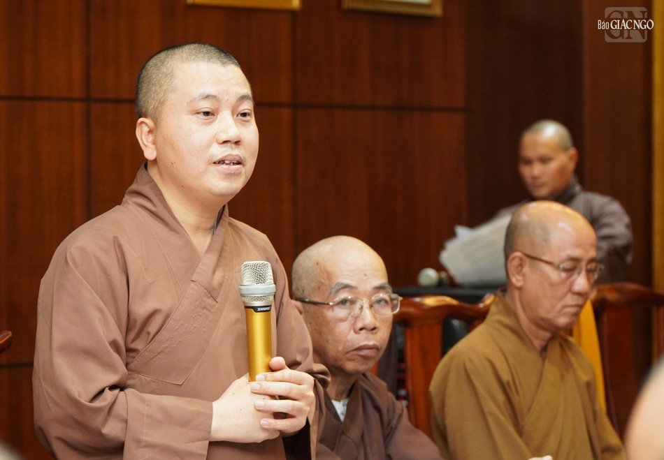 Đại đức Thích Minh Thảo báo cáo tổng kết hoạt động Phật sự năm 2024 Đại đức Thích Minh Thảo báo cáo tổng kết hoạt động Phật sự năm 2024