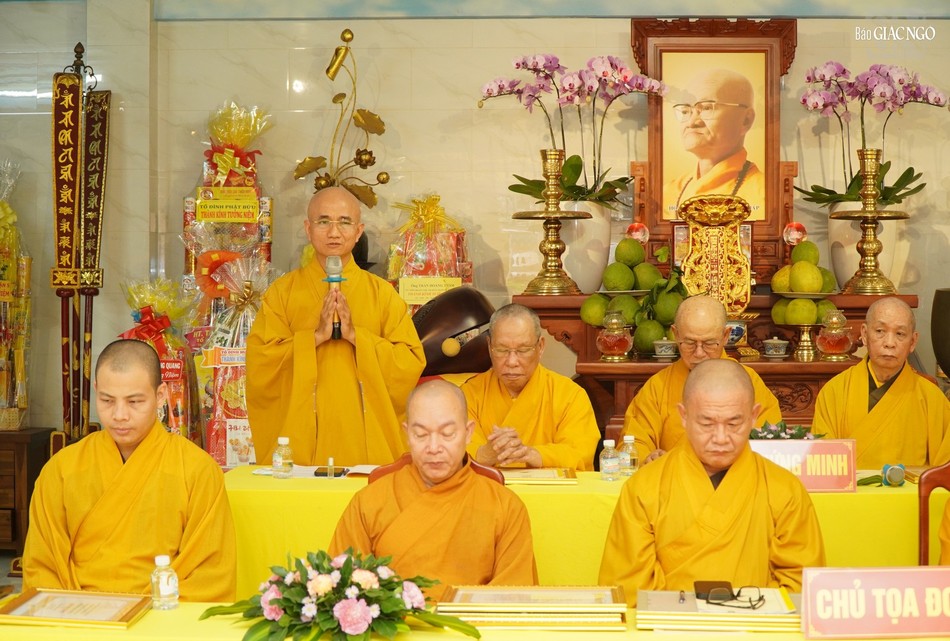 Thượng tọa Thích Thiện Quý phát biểu chỉ đạo