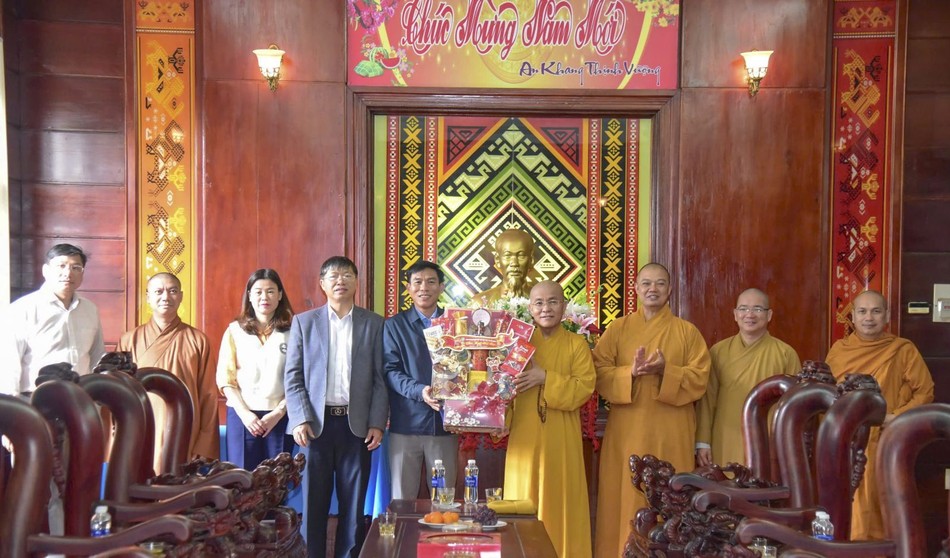 Chúc Tết lãnh đạo HĐND tỉnh