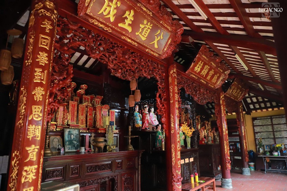 Chùa được xây dựng theo lối chùa cổ Nam Bộ thuần túy, những dãy nhà được xây dựng theo hình chữ L ngược có trục chính và trục phụ