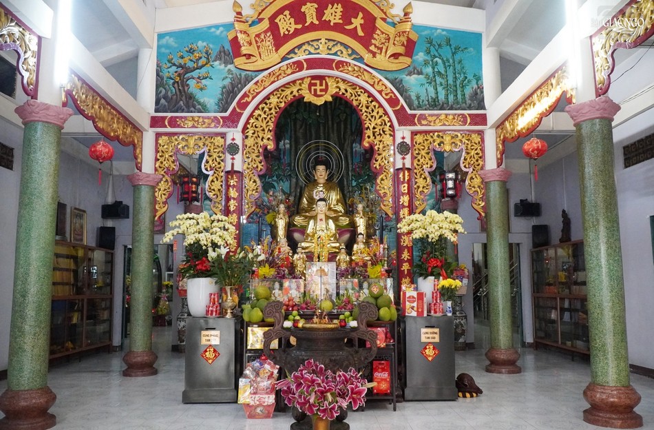 Năm 1946, Hội Phật giáo Cứu quốc Nam Bộ ra đời, do Hòa thượng Thích Minh Nguyệt làm Hội trưởng. Sau đó, Hội Phật giáo Cứu quốc tỉnh Gia Ðịnh được thành lập, Hòa thượng Thích Bửu Đăng được chư tôn đức cử làm Hội trưởng, trụ sở đặt tại chùa Tường Quang, xã An Phú Ðông