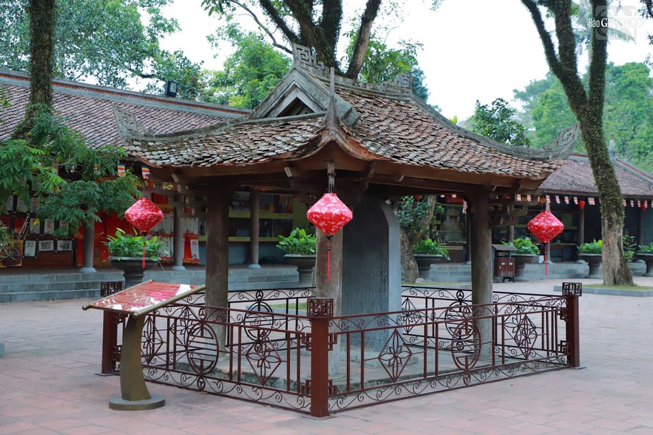 Bia Thanh Hư Động là hiện vật độc bản, lưu giữ ngự bút của vua Trần Duệ Tông, có giá trị rất lớn về lịch sử, thư pháp, mang đậm dấu ấn văn hóa thời Trần. Bia được công nhận là Bảo vật quốc gia năm 2015