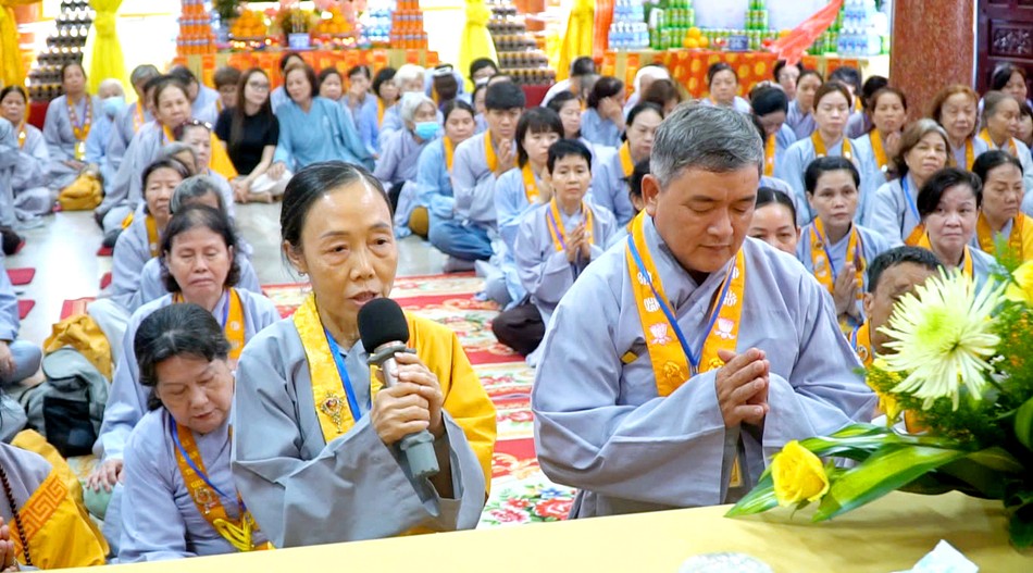 Phật tử đạo tràng tác bạch tri ân Phật tử đạo tràng tác bạch tri ân