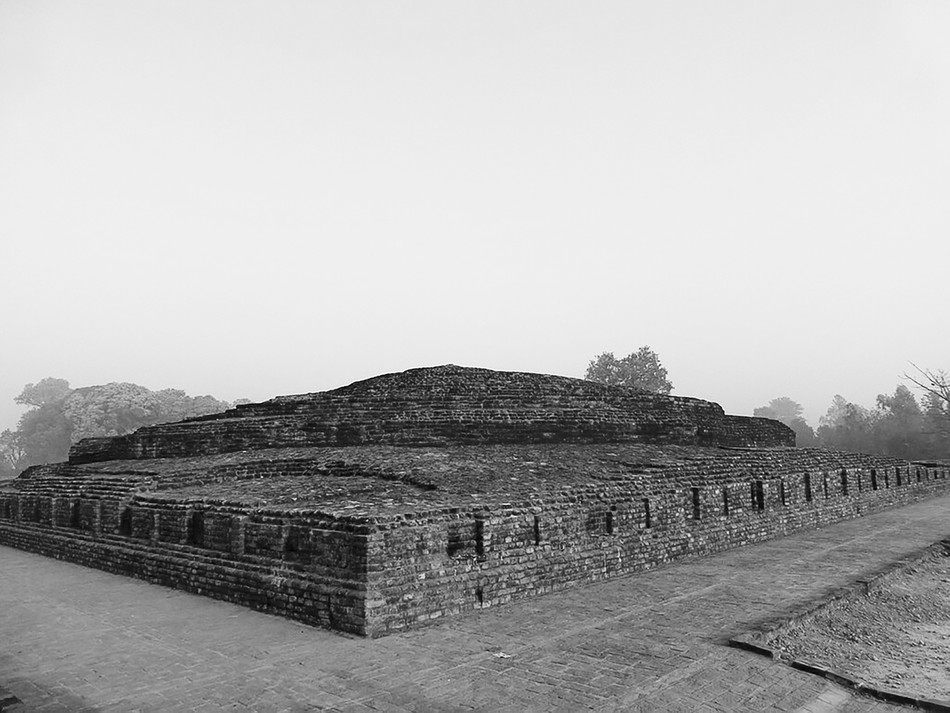 Tháp Piprahwa, Uttar Pradesh, Ấn Độ - một ngôi tháp lâu đời nhất còn tồn tại