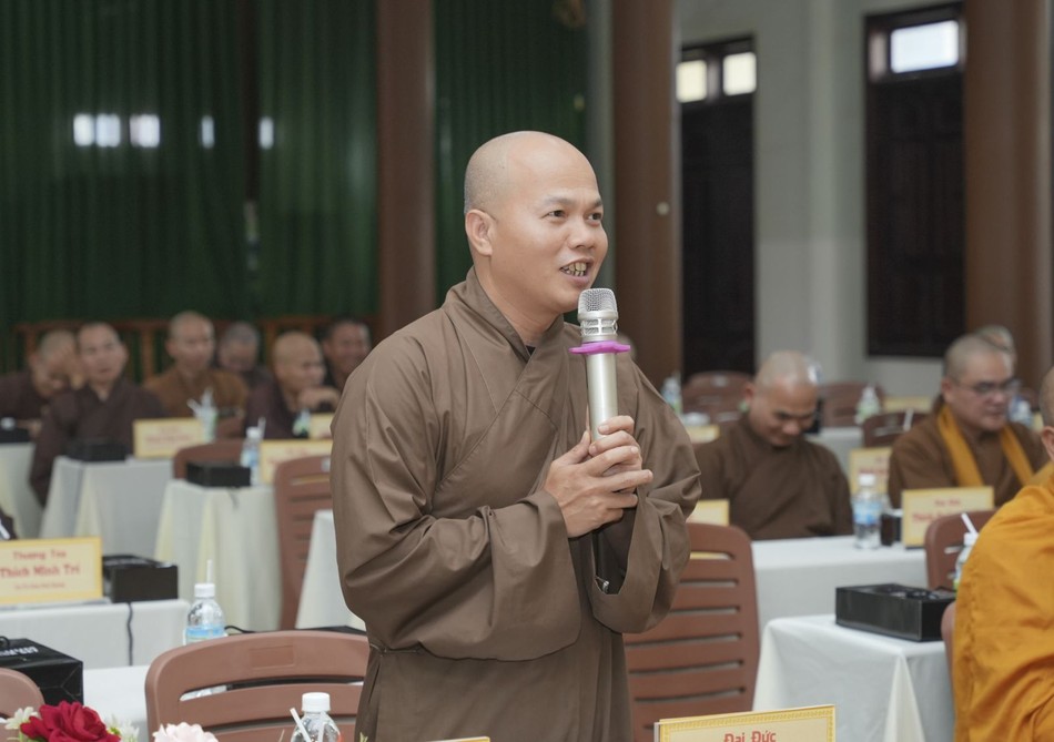 Nhiều ý kiến đóng góp cho các công tác Phật sự của tỉnh Nhiều ý kiến đóng góp cho các công tác Phật sự của tỉnh