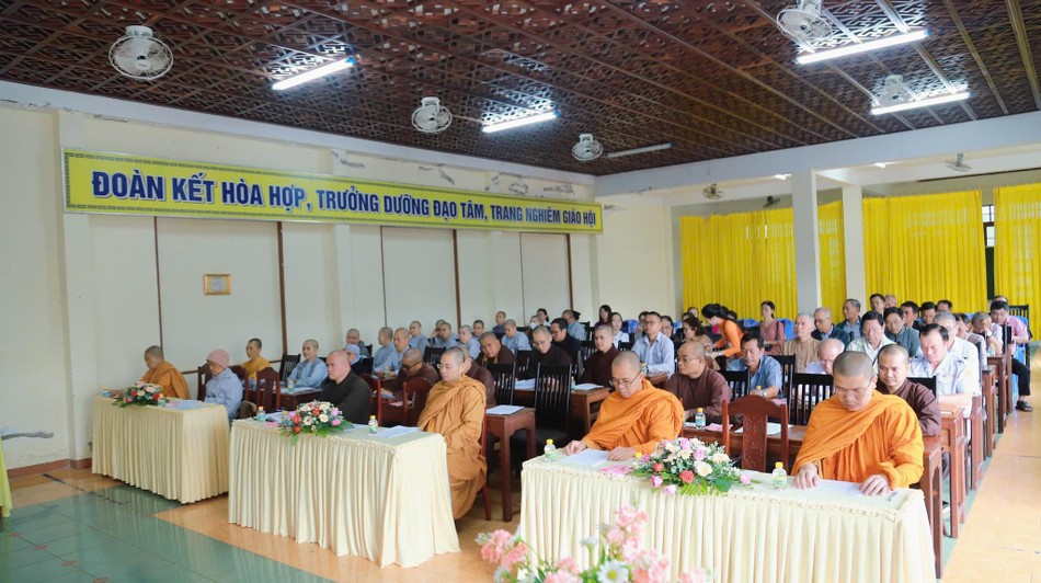 Tăng Ni, Phật tử tham dự Tăng Ni, Phật tử tham dự